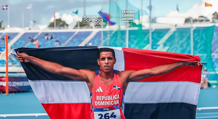 Fredy Agramonte gana oro en los 800 metros de los Juegos Centroamericanos y del Caribe