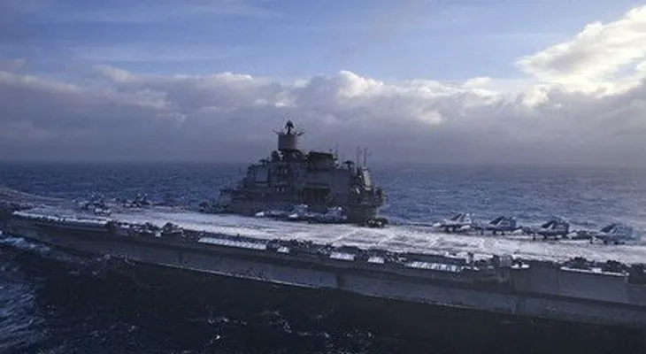 Tensión OTAN y la UE por permisos a barcos rusos para repostar en España