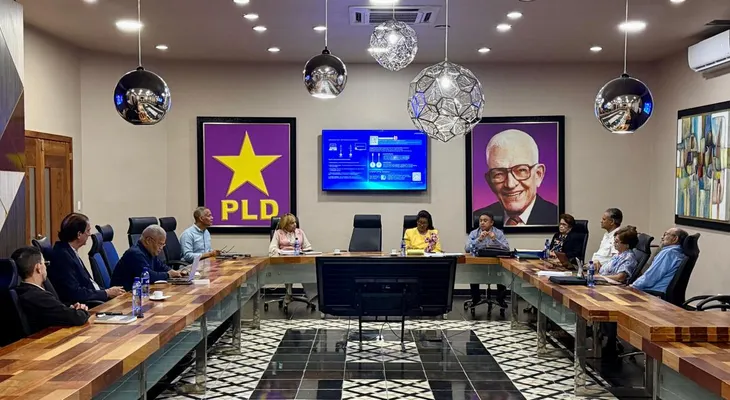 CONAP 2026 del PLD confirma retiro de Luis de León