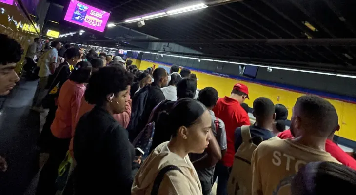 Retrasos en el Metro de Santo Domingo por "regulación de tráfico" en la estación Centro Olímpico