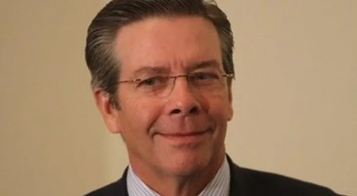Presidente de banco Puerto Rico renuncia por crisis 
