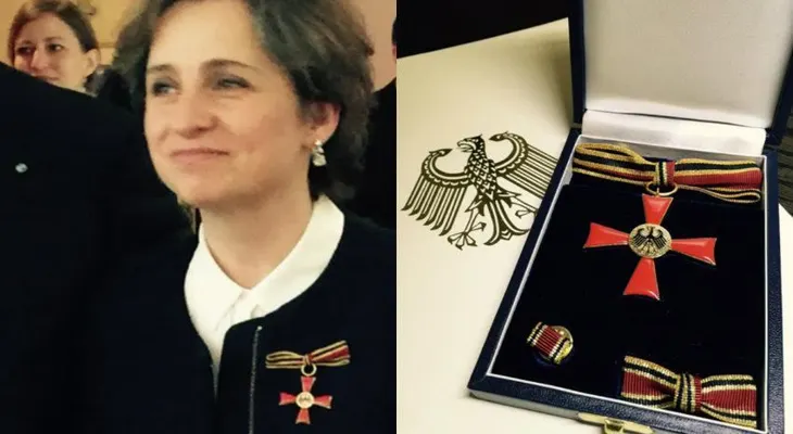 Carmen Aristegui recibe la Cruz de la Orden del Mérito de Alemania