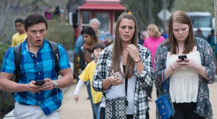 El 30% de los adolescentes termina las relaciones a través de mensajes de texto
