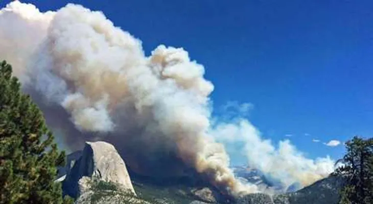 California: Avión se estrella combatiendo incendio 