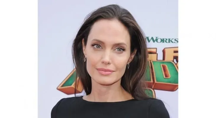 Angelina Jolie siente la muerte cerca y prepara su funeral