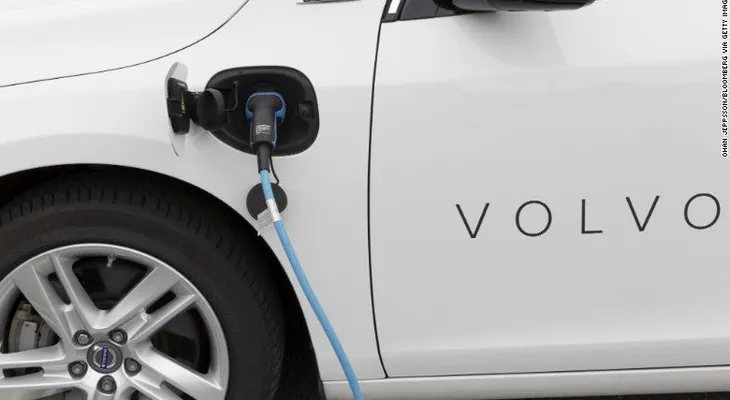 Volvo dice que los autos de gasolina serán historia a partir del 2019