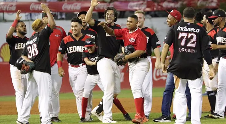 Leones dejan en el terreno a los Tigres con batazo de Ryan Court