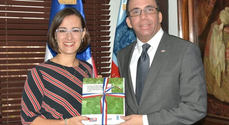 Ministerio de Educación establece plan de gestión ambiental y riesgos para escuelas con apoyo PNUD
