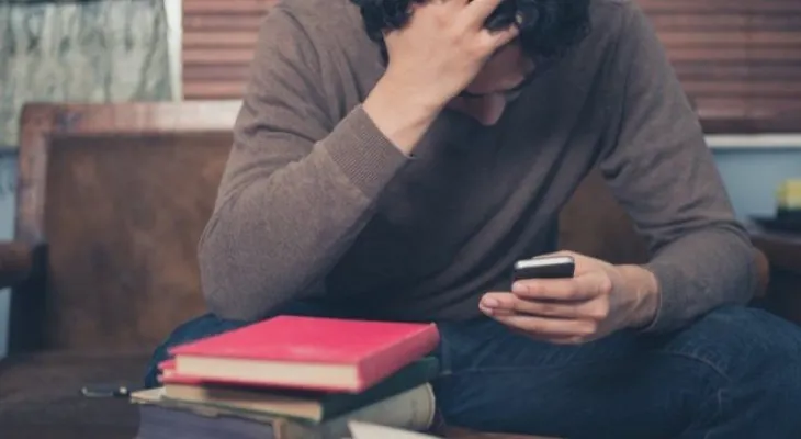 ¿Te deprimes los domingos en las noches? Esta es la razón y la solución