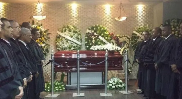 Danilo Medina acude a velatorio de Yaqui