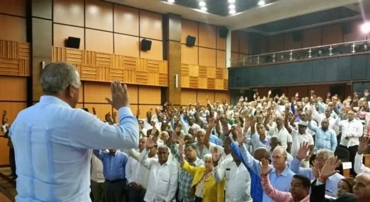 PRM juramenta comisiones organizadoras de convenciones zonales en DN