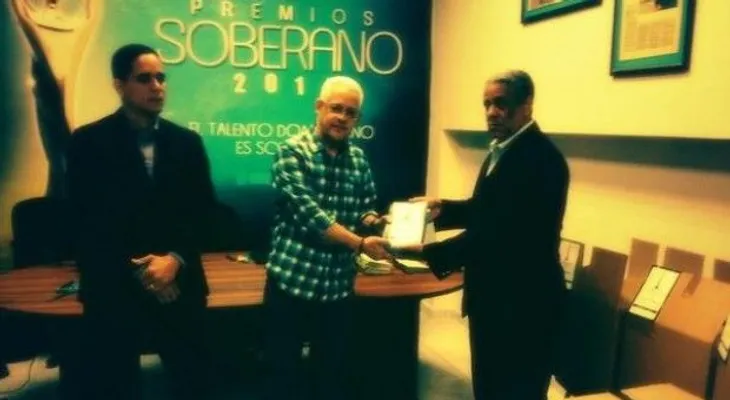 Cronistas votan hoy para elegir ganadores Premios Soberano 2014