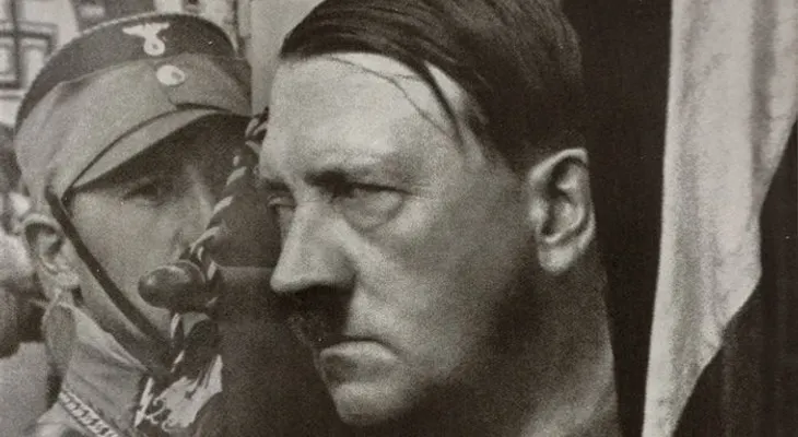 Hallazgo histórico: Adolf Hitler tuvo un hermano discapacitado