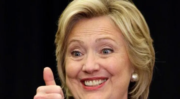 Clinton no debe girar a la derecha