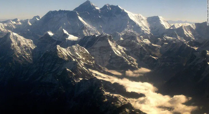 Encuentran muerto a uno de los escaladores perdidos en el Everest