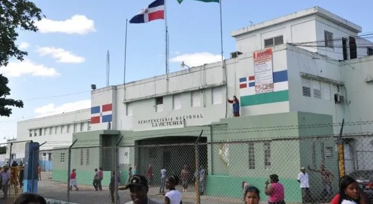 CNDH denuncia alegado "macuteo"  en La Victoria; reos pagan RD$3 millones por alojamiento