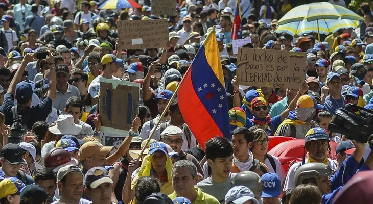 La oposición venezolana presionará en la calle al régimen de Maduro por desconocimiento de resultados
