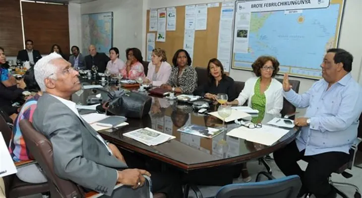 Hidalgo tilda de "tremendistas" denuncia sobre sistema de salud