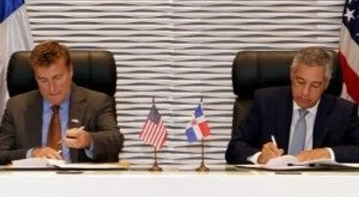RD y EE.UU. firman convenio de cooperación fiscal