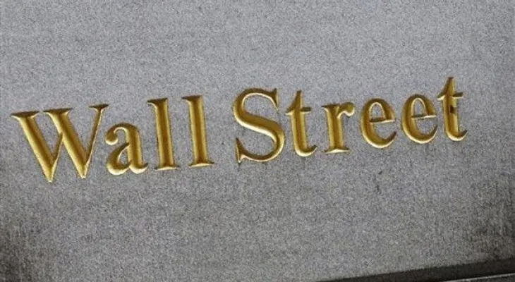 Wall Street cae de nuevo ante descenso del precio del crudo