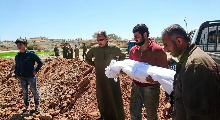 Mueren 22 miembros de una familia por ataque químico en Siria