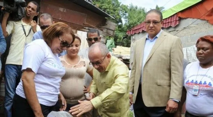 Ministra de salud se reúne con director de la CAASD