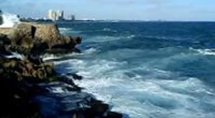 Padre y su hijo mueren ahogados en el Mar Caribe; se tiraron pensando que una menor había caído al agua