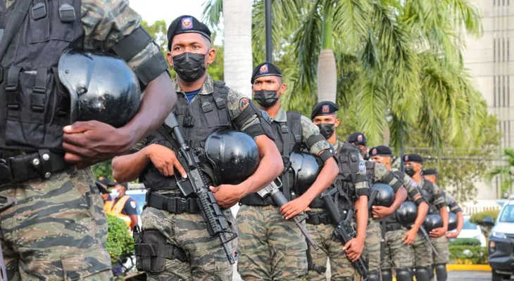 Más de 3,800 militares vigilarán calles, avenidas y aeropuertos durante operativo "Navidad Segura 2021"