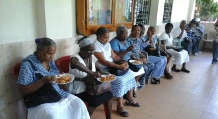 Fundación de Adultos Mayores celebra Día del Envejeciente