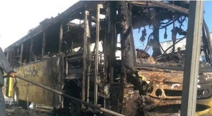 Autobús se incendia en  Zona Universitaria