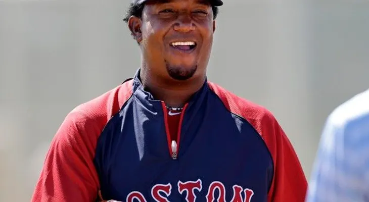 Pedro Martínez, al Pabellón del Deporte Dominicano
