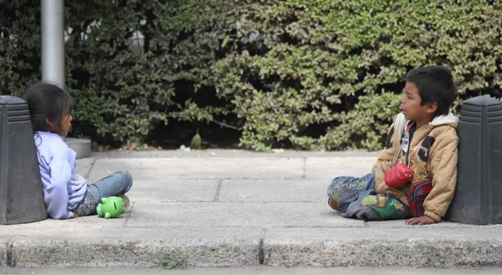 Egipto: Profesor universitario propone matar a niños sin hogar