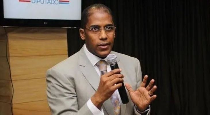 Hiddekel Morrison destaca importancia del programa "República Digital"