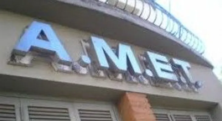 Agente de Amet mata a uno de dos hombres que intentaron asaltarlo