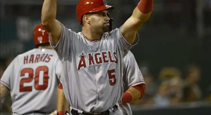 Pujols no jugará más lo que resta de temporada por lesión en el pie izquierd