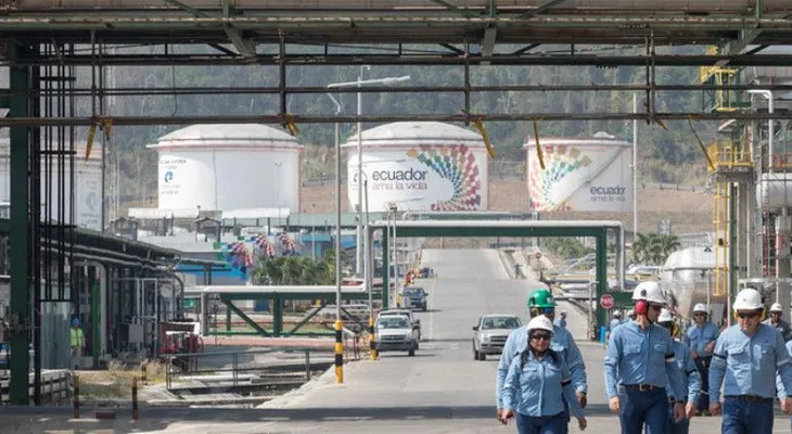 Investigan a 80 personas por corrupción en Petroecuador