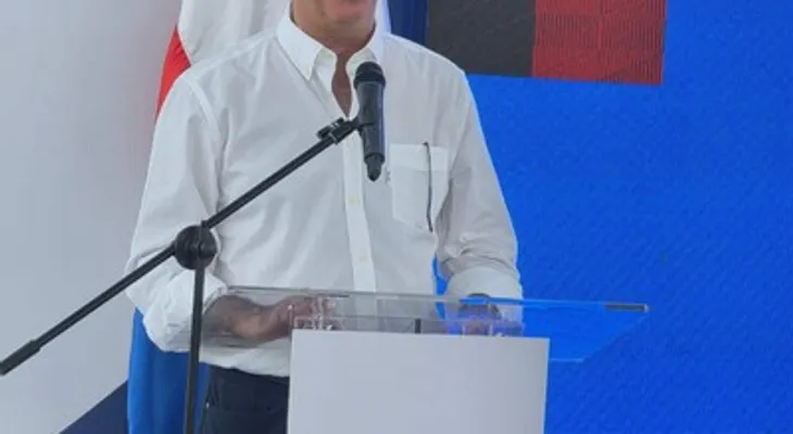 Abinader anuncia la construcción del Parque Central de Santo Domingo Oeste en terrenos del DEOF