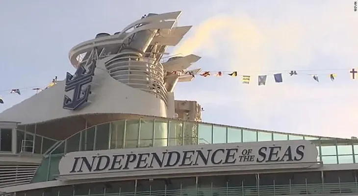 Cientos de pasajeros en crucero de Royal Caribbean se enferman del estómago