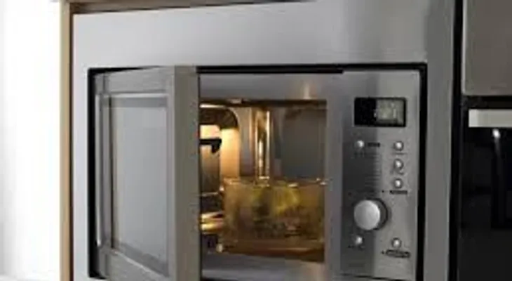 Calentar tu comida en moldes causa enfermedades