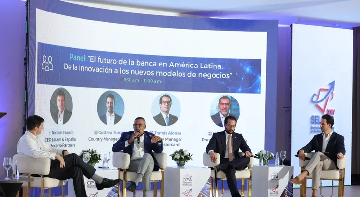 Líderes de Visa, Mastercard y CardNET en el país resaltan madurez de la transformación digital del sistema financiero