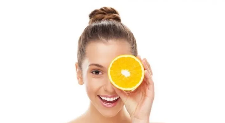 La piel necesita vitaminas para lucir radiante: Cosmetóloga