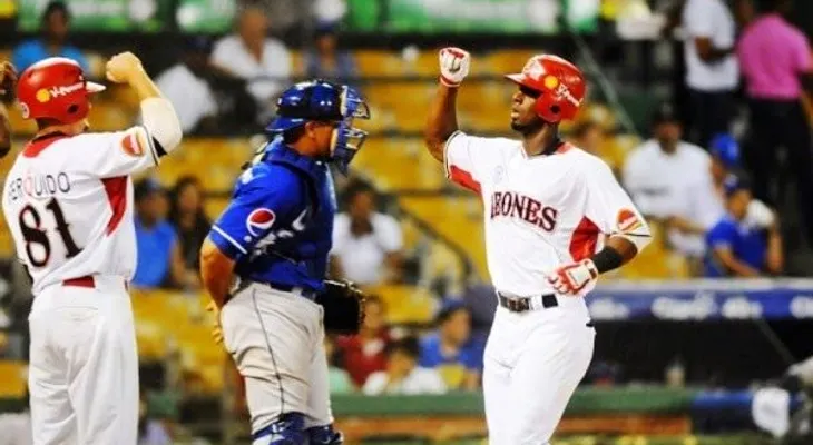 Leones derrotan al Licey; Ciriaco y Eury Pérez guían el triunfo