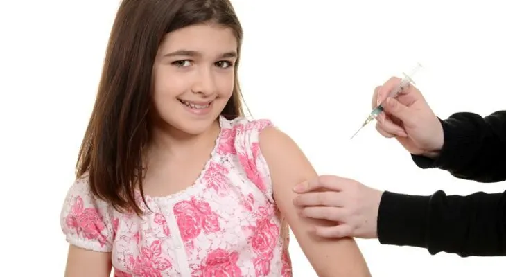 Salud Pública anuncia vacunará contra el virus del papiloma en 2014