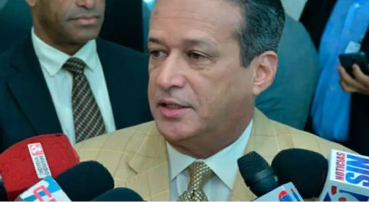 Reinaldo rechaza que DM y el PLD quieran imponer JCE; dice el PRM y Bloque de Oposción tienen doble moral