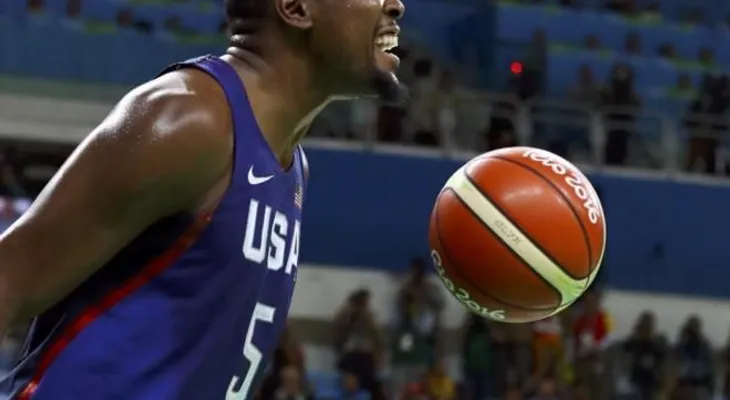 Kevin Durant admite que participación en Juegos Olímpicos fue de gran ayuda