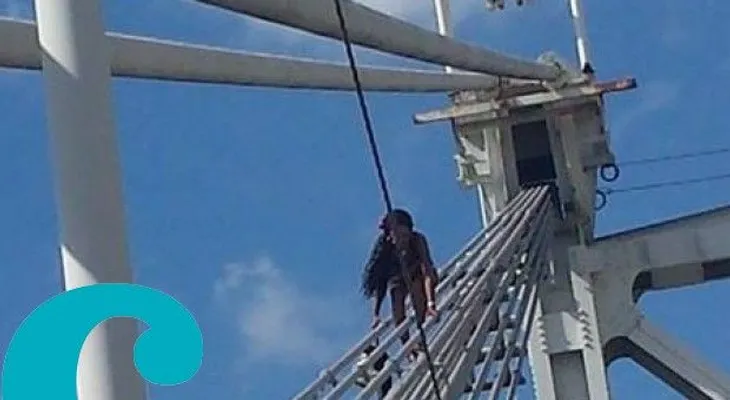 Una joven intentó lanzarse del puente Juan Bosch