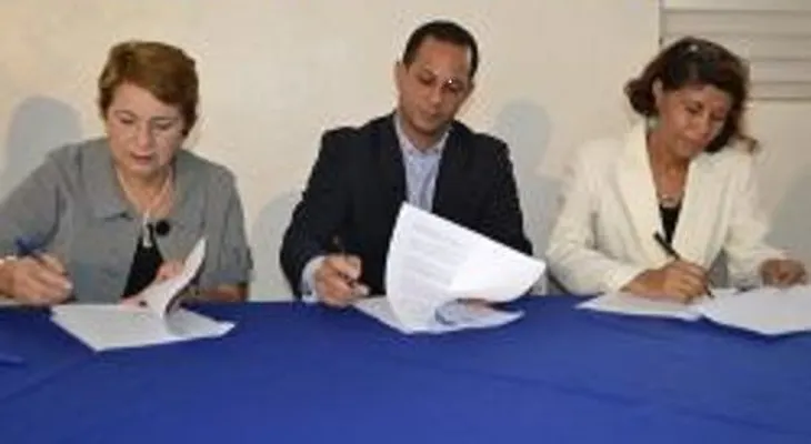 Ministerio de la Juventud suscribe acuerdo con instituciones de Sordomudos