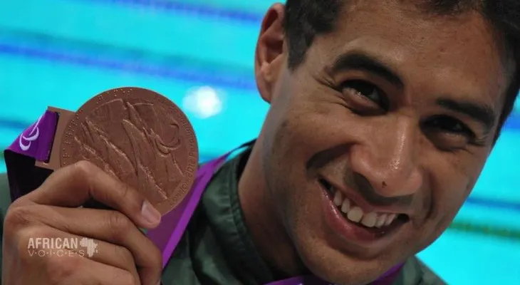 Sobreviviente de ataque de tiburón va tras el oro paralímpico
