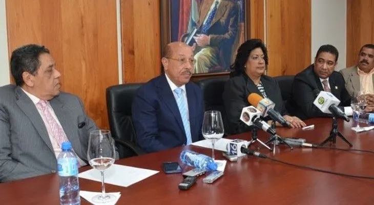Bloque senadores PLD ratifica escogencia Cristina Lizardo como presidenta del Senado