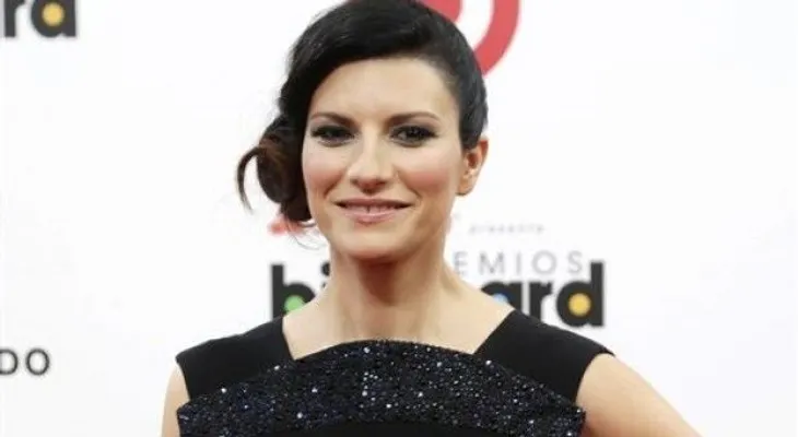 Laura Pausini regresa más curiosa y segura con "Similares"